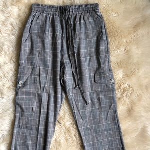 Dress Forum LA plaid pants/joggers